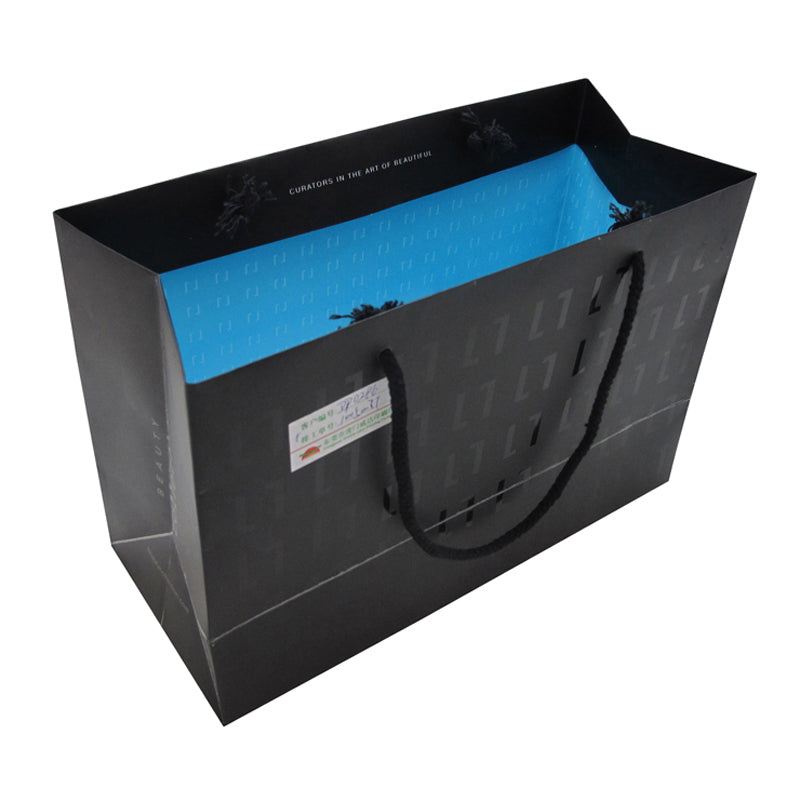 Customized varnished white cardboard bags