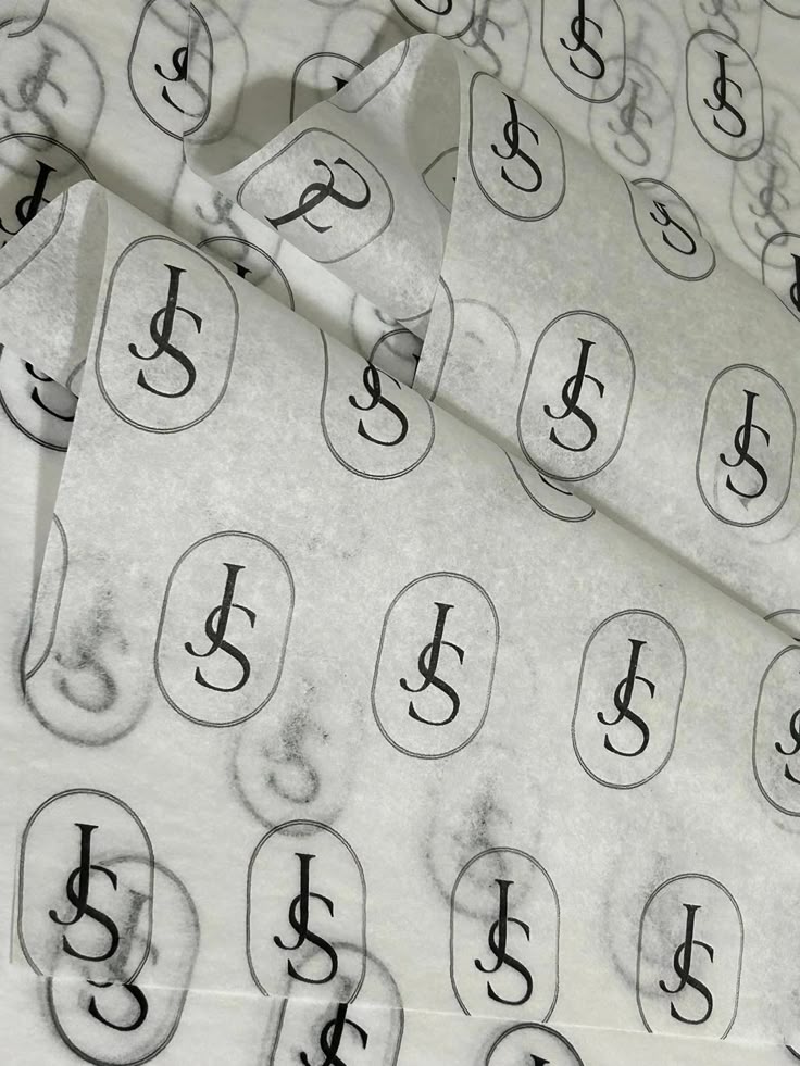 Customizable 17gsm Tissue Paper Roll  Gift Wrapping